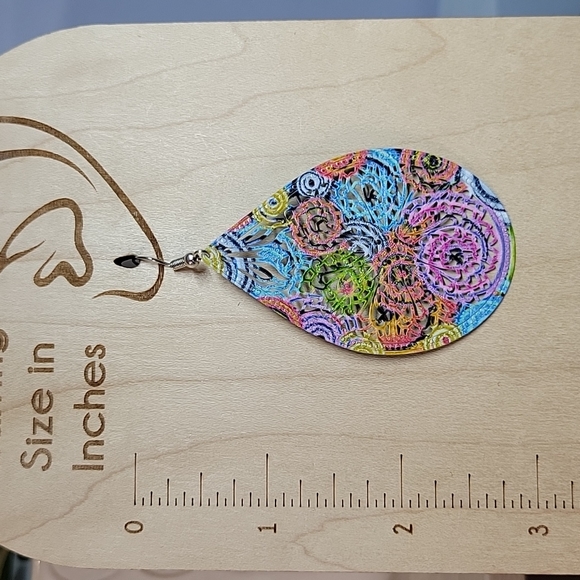 🔥LAST PAIR🔥 Impressionist Floral Drop Earrings - Picture 3 of 6